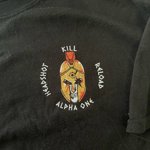 Gildan Graphic Tee - Picture 3 of 4